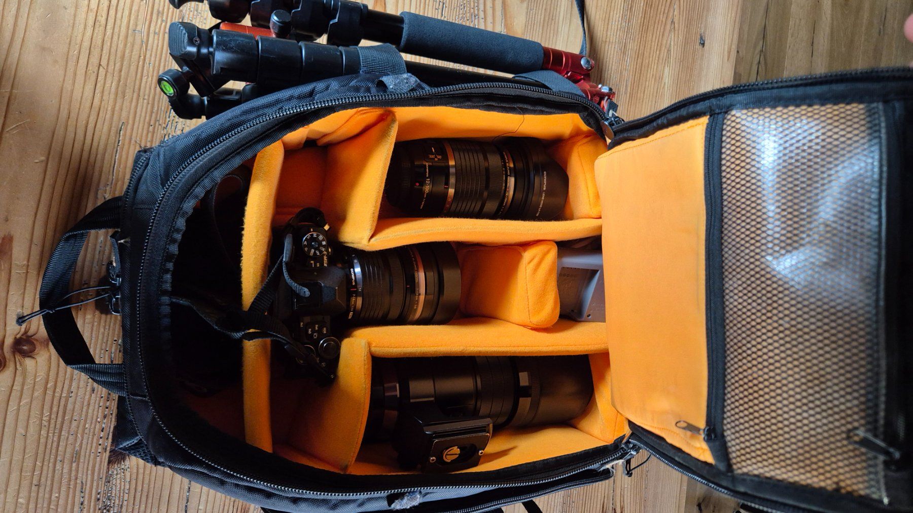 Olympus Fotocamera: Olympus OM-D E-M5 Mark II mit Vollausstattung – Usato da Uetendorf venduto da mida04 8