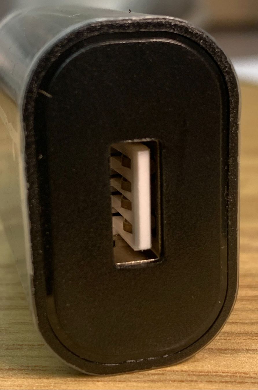 Unità & Adattatore: FLYPOWER Ladegerät/-Adapter Universal mit USB-A Anschluss – Nuovo e nell'imballaggio originale da Gundetswil venduto da Egro100 1