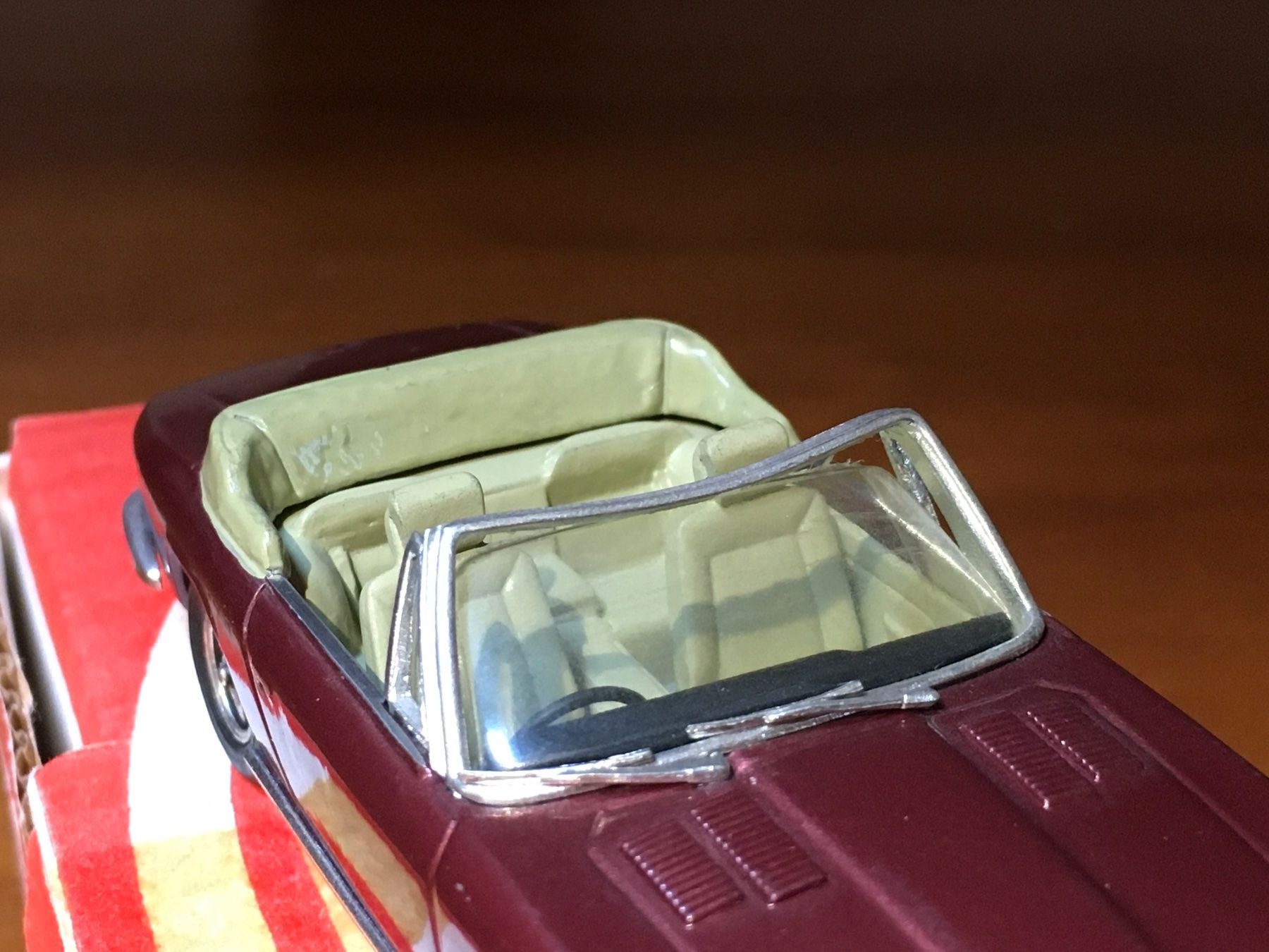 Jensen Modellini d'auto: Jensen Interceptor Convertible 1/43 EnCo Models - no Western – Nuovo (secondo la descrizione) da Wohlen AG venduto da PrivatSammlung 3