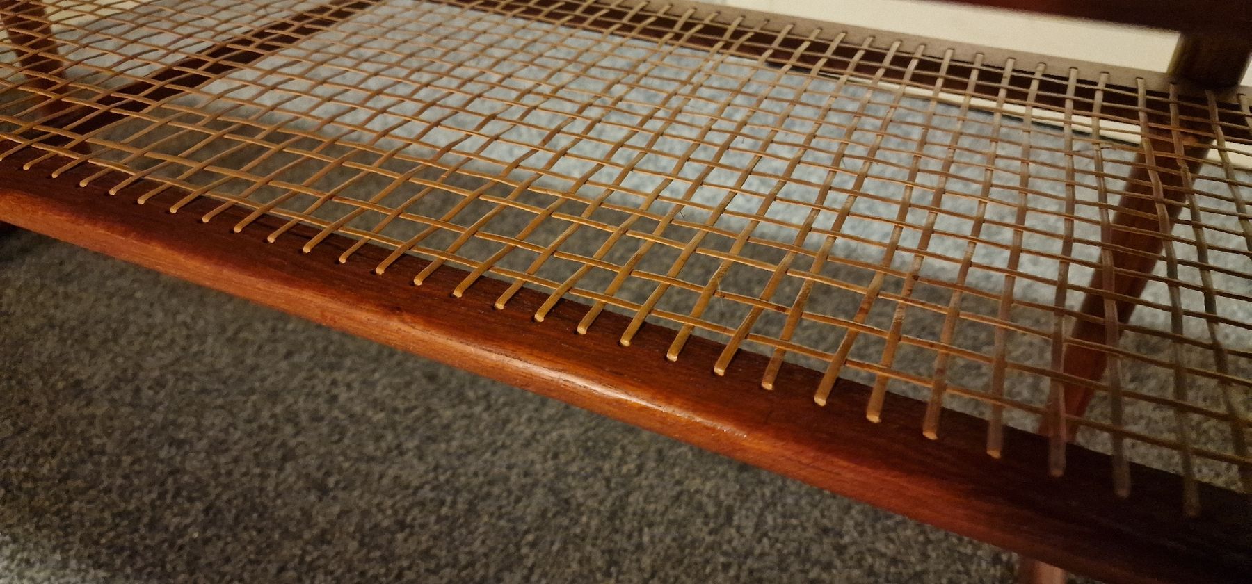 Tavoli: danisch Teakholz-Couchtisch – Usato da ZÜRICH venduto da Arte-24 2