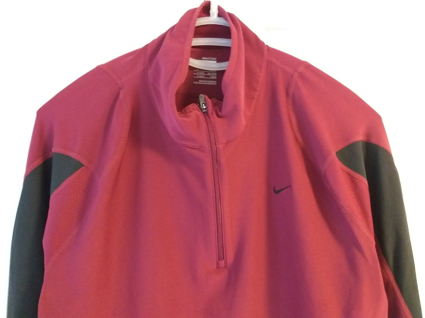 Nike Pullover & Sweatshirts: NIKE  Pull    Taille / Grosse L /40-42).... – Gebraucht aus Cossonay-ville von Super-Price-Quality 1