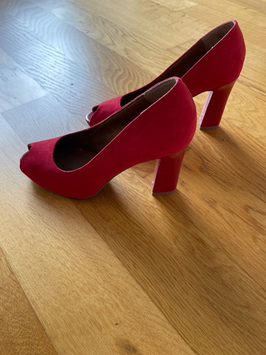 Tamaris Scarpe da donna: Tamaris Peeptoes, rot, Grösse 40 – Nuovo (secondo la descrizione) da Kreuzlingen venduto da shopaholicatheart_4 3