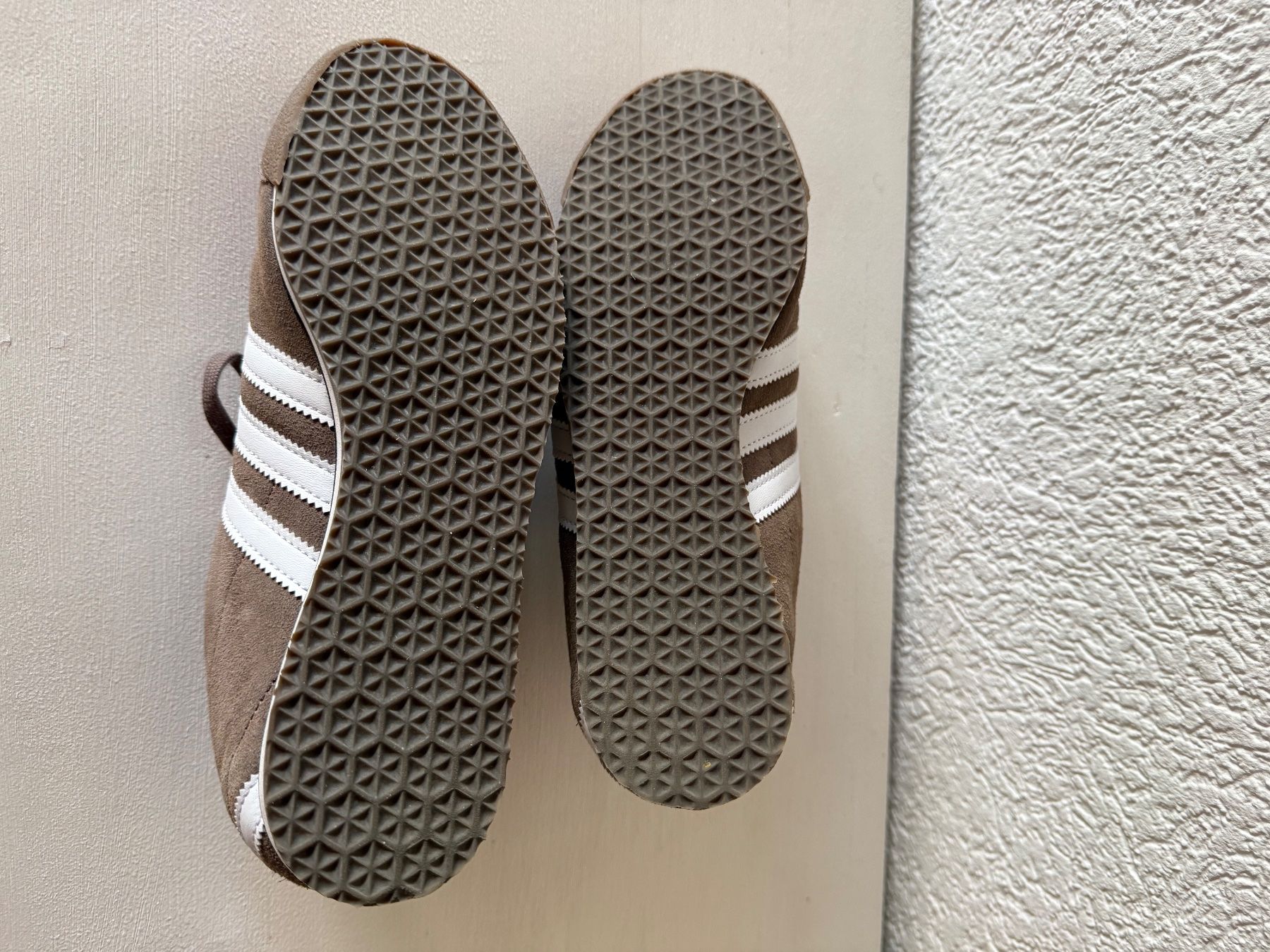 Adidas Scarpe da donna: Baskets Adidas marron taille 39 état neuf – Usato da Céligny venduto da kimag1 4