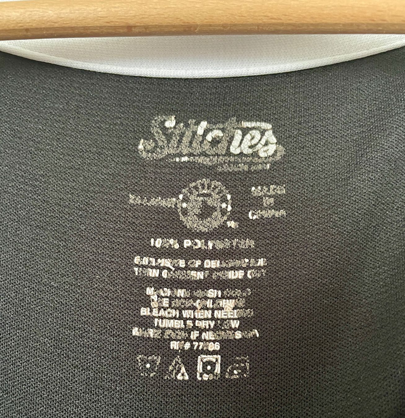 Pullover & Sweatshirts: NY Yankees Sweater/Pullover schwarz-weiss, Gr. XXL – Gebraucht aus Gümligen von soleil149 6
