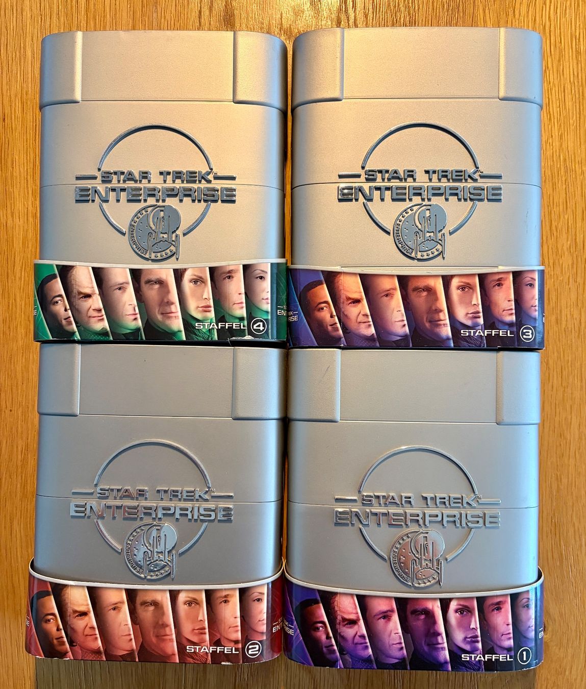Tutti i DVDs: Star Trek - Enterprise - Stafel 1bis 4 – Usato da Zürich venduto da Garciam