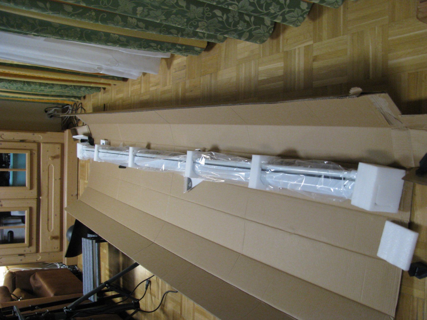 Home Cinema: Projektions Leinwand 120" – Nuovo e nell'imballaggio originale da Bottmingen venduto da Hels