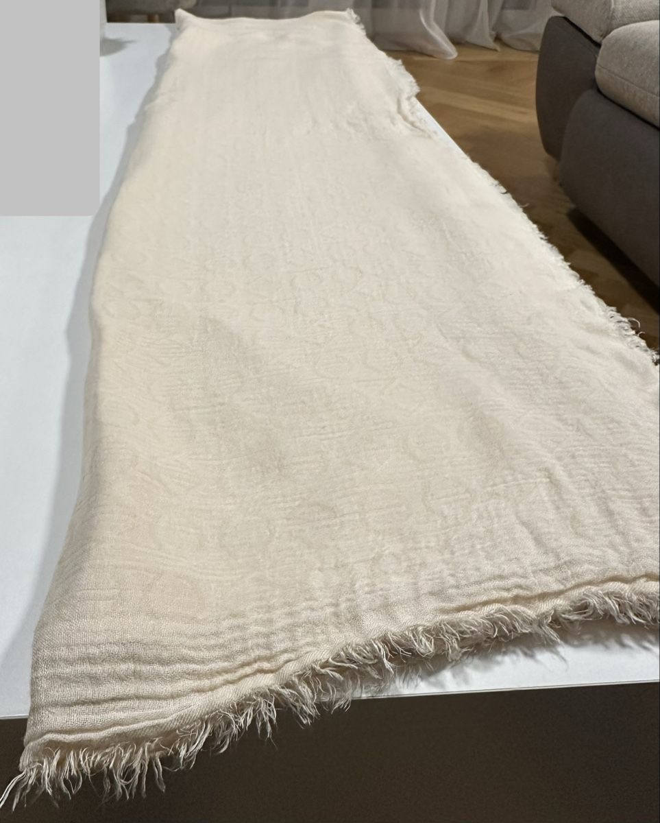 Calvin Klein Foulard & Sciarpe: Calvin Klein Schal – Usato da Dietikon venduto da Zebrino_10 1