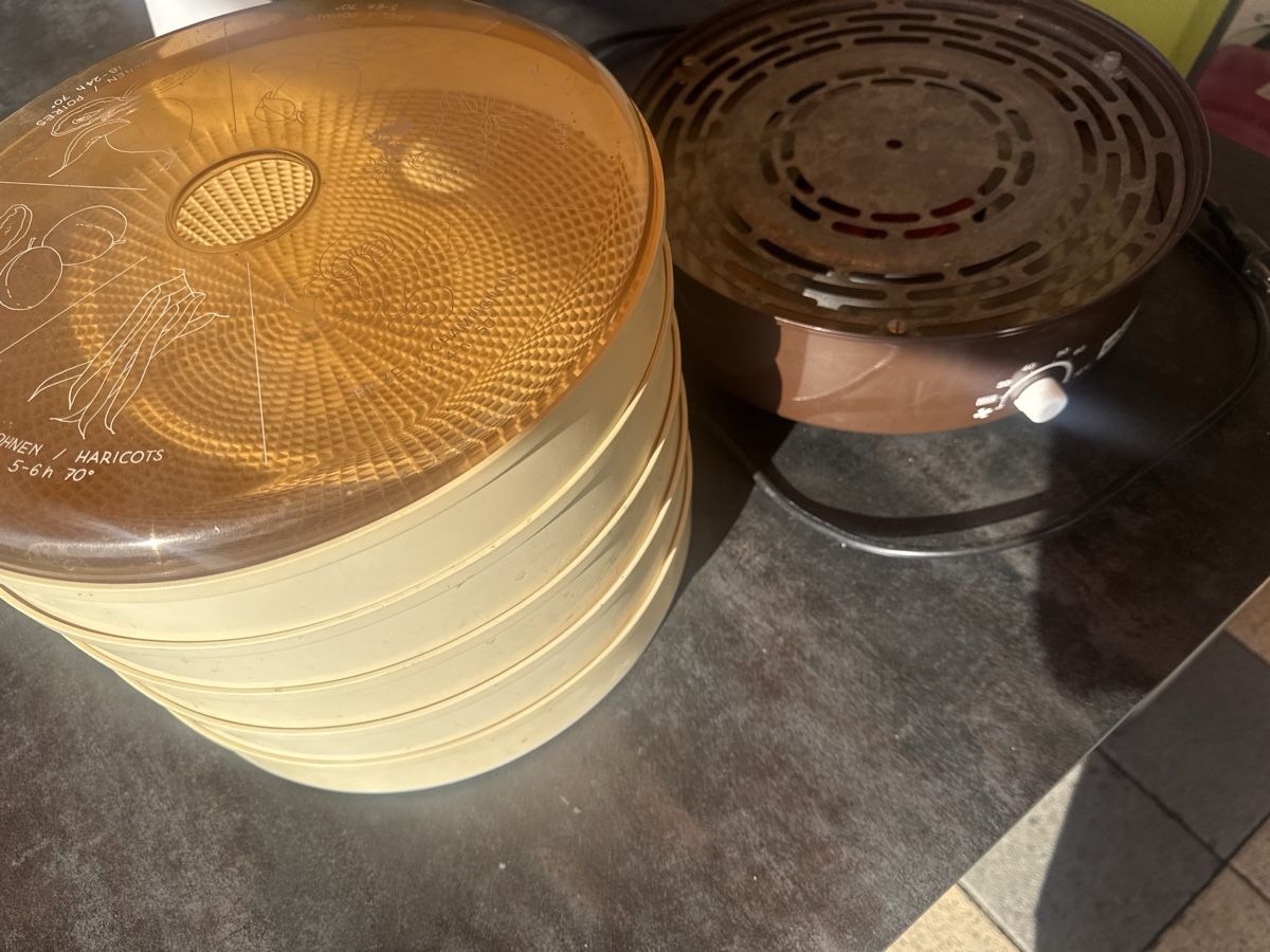 Elettrodomestici da cucina: Stöckli Dörex – Usato da Horriwil venduto da Carrera68 4