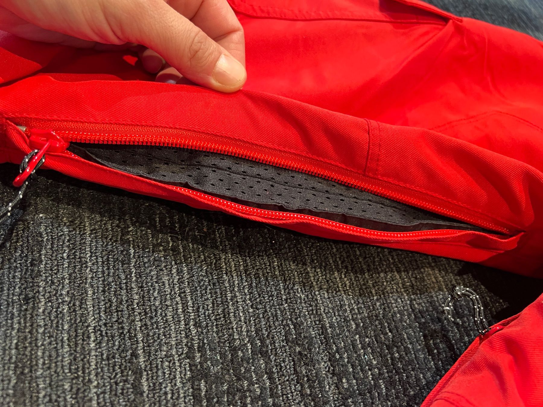 Volcom Pantaloni: Skihose VOLCOM, Col. rot, Gr. 12J / top Zustand – Usato da Münsingen venduto da ambuehl81 4