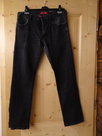 Uni schwarze Jeans von Hugo Boss Gr. L - 42617