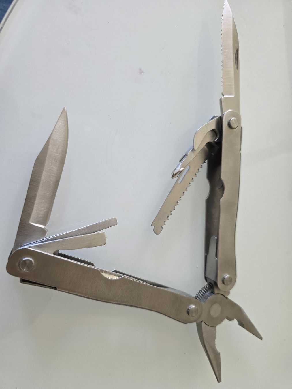 Coltelli tascabile: Multitool Tool Werkzeugtasche EDC Camping Outdoor  – Nuovo (secondo la descrizione) da winterthur venduto da Sammlerecke 1