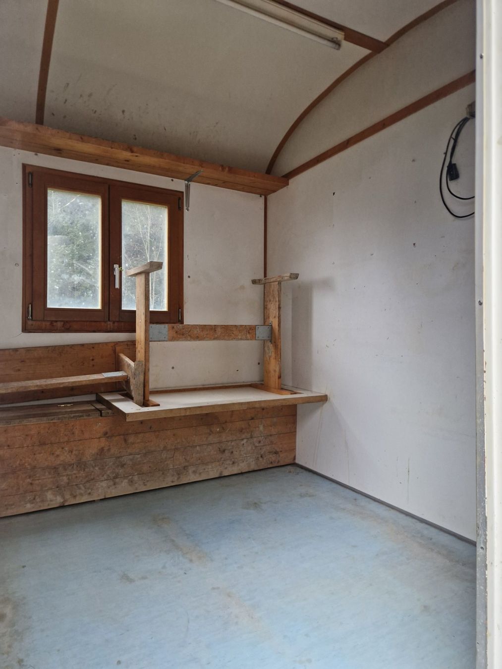 Niederberger Rimorchi: NIEDERBERGER Bauwagen – Usato da Sumiswald venduto da ForstCounty 5