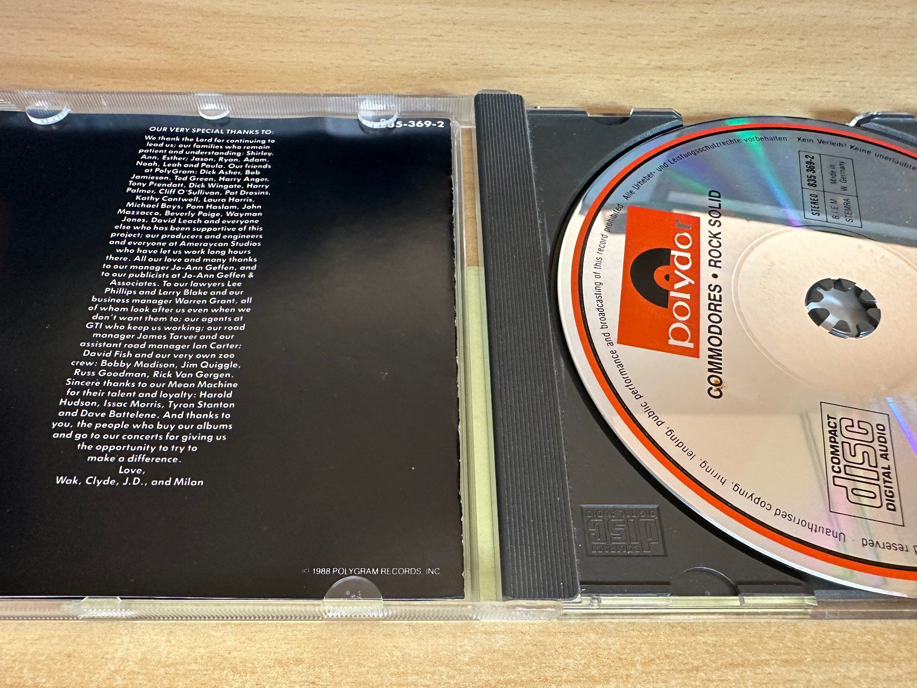 CD: F6 Commodores – Rock Solid – Usato da Rikon im Tösstal venduto da Alpenmutz 2