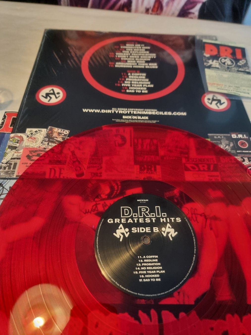 Dischi in vinile: D.R.I – Kollektion, LP, signed Poster, Ticket – Nuovo (secondo la descrizione) da Wangs venduto da poperman 6