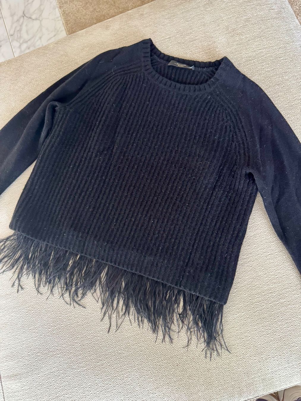 Max Mara Maglioni & Felpe: Schwarzer Weekend Max Mara Pullover mit Fransen, Gr. M – Usato da Erlenbach ZH venduto da msa_x26y 1