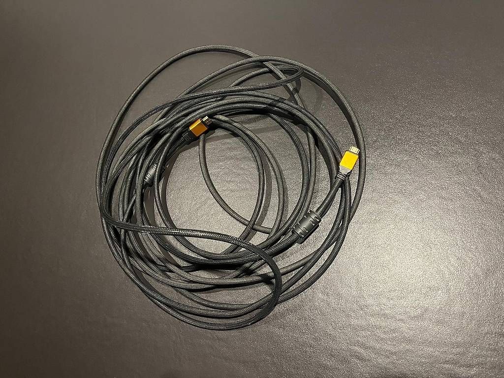 Cavi: Premium 10m HDMI Kabel – Usato da Bäch SZ venduto da Mastergevin 1