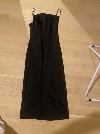 Robe noire élégante
