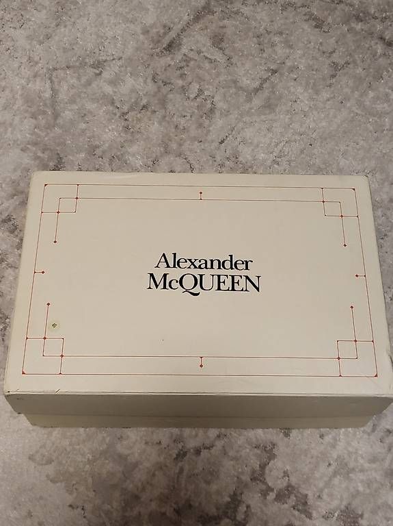 Chaussures femmes: Alexander Mcqueen – D'occasion à Châtel-St-Denis par Gdch 4
