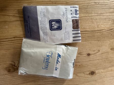 Collants neufs