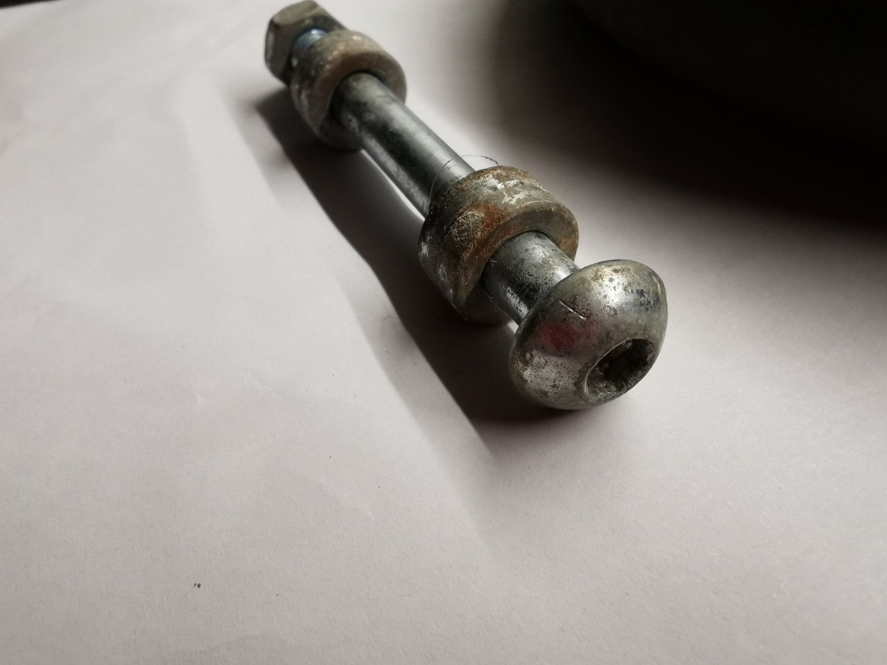 Ausili per la deambulazione: Rollatorräder  / Karrenräder – Usato da Lausen venduto da 04362 2