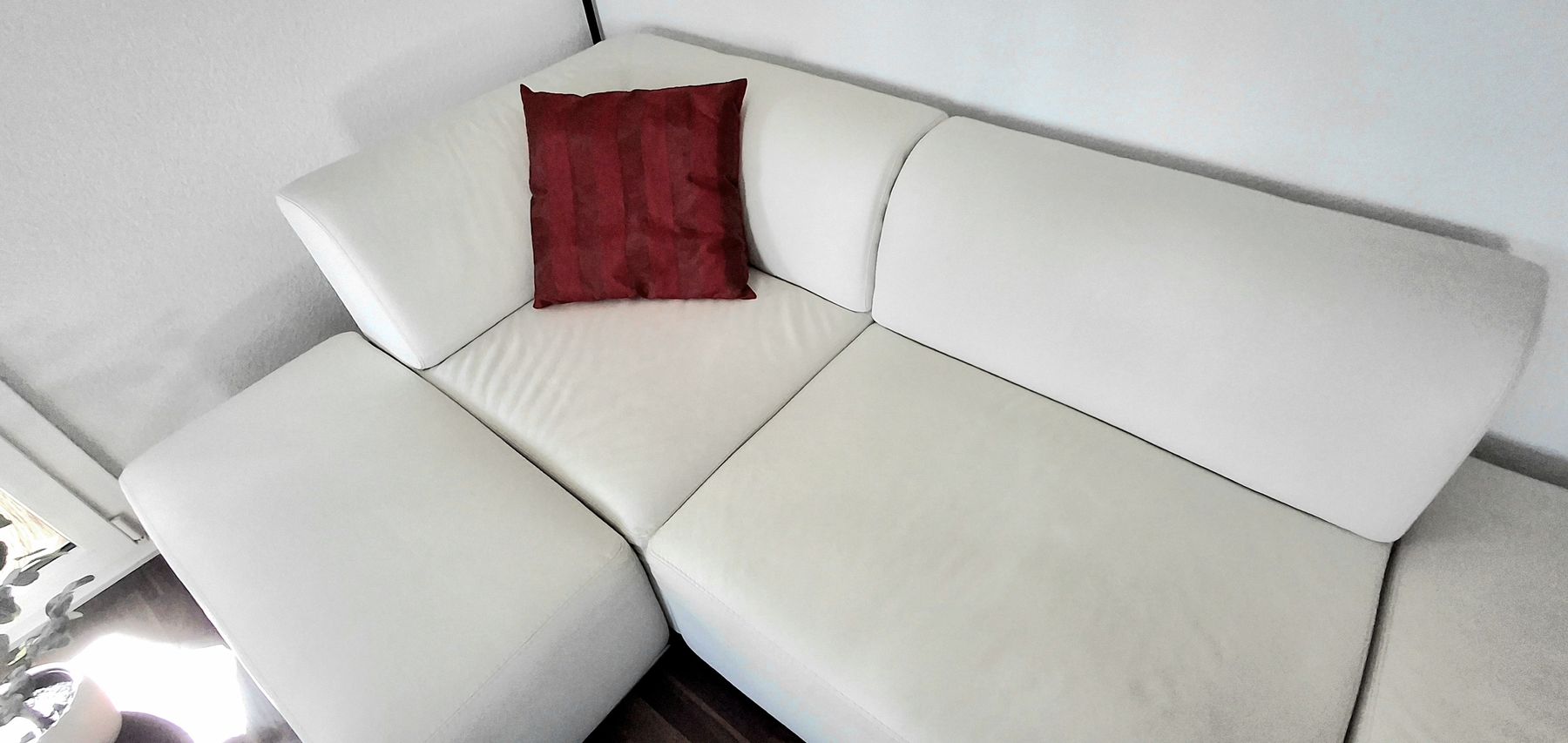 Sofas: Tolle modulare Designercouch - weisses Echtleder – D'occasion à Grosshöchstetten par pas_jdb8 2