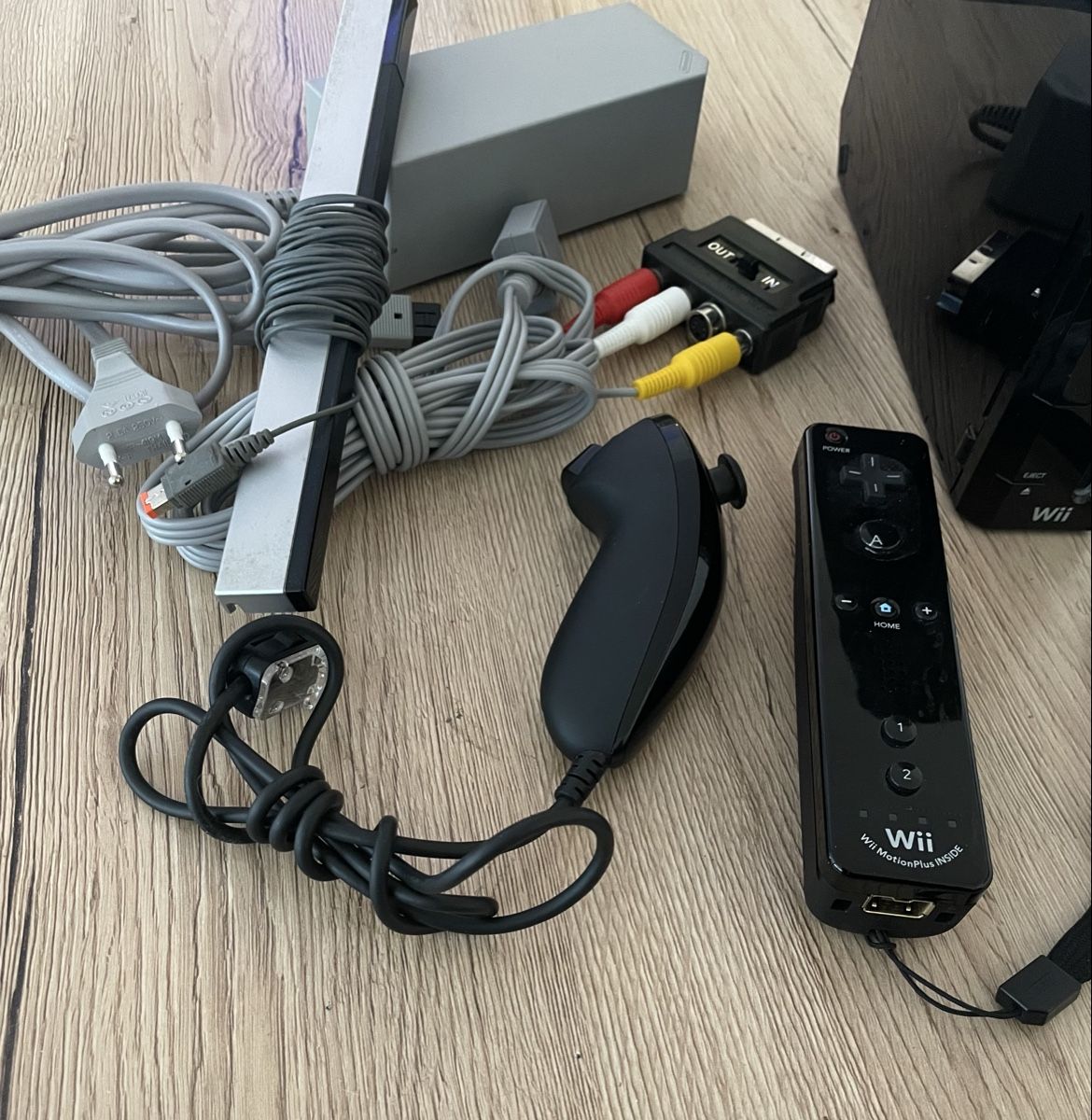 Nintendo Console: NINTENDO WII mit ZUBEHÖR – Usato da Plons venduto da wartauchris 1