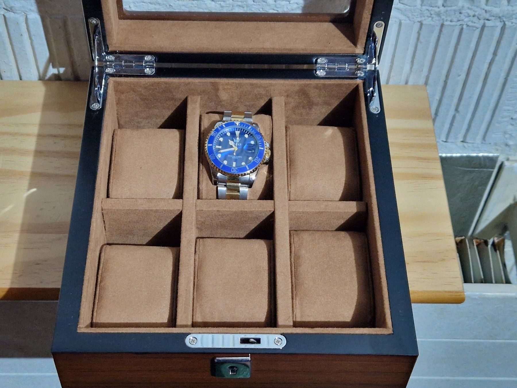 Montres: Uhren Vitirne – D'occasion à Seedorf BE par Stibutz 2