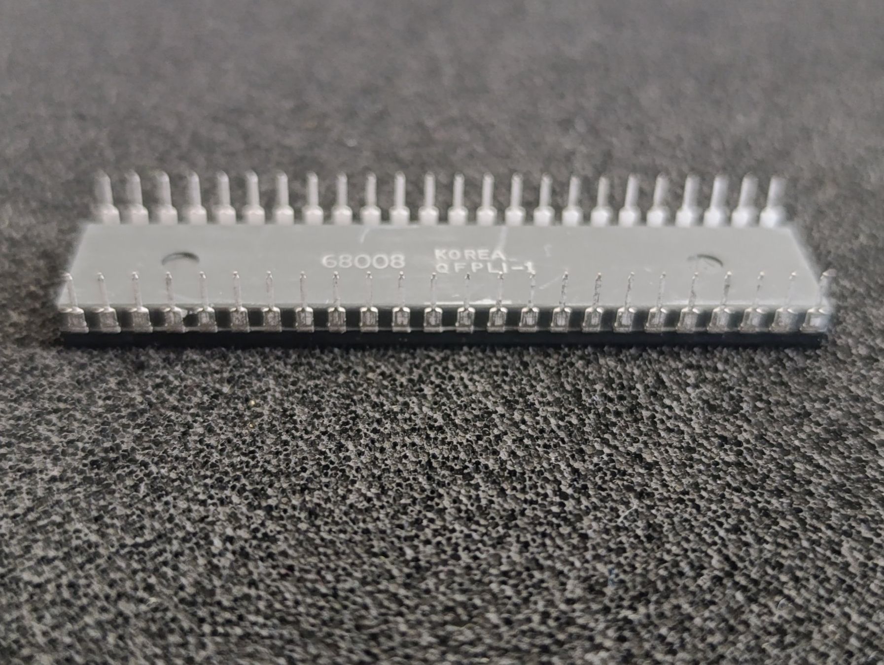 Elektronikbauteile: MC68008P8 Motorola CMOS MicroProzessor Integrated Circuits – Gebraucht aus Niederneunforn von Gusti123 7