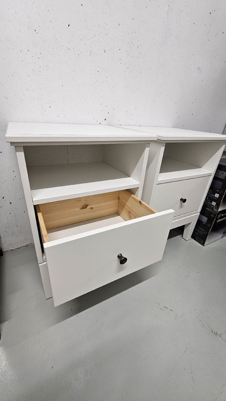 Ikea Comodini: Nachttisch weiss  – Usato da Grabs venduto da kri_ywr8