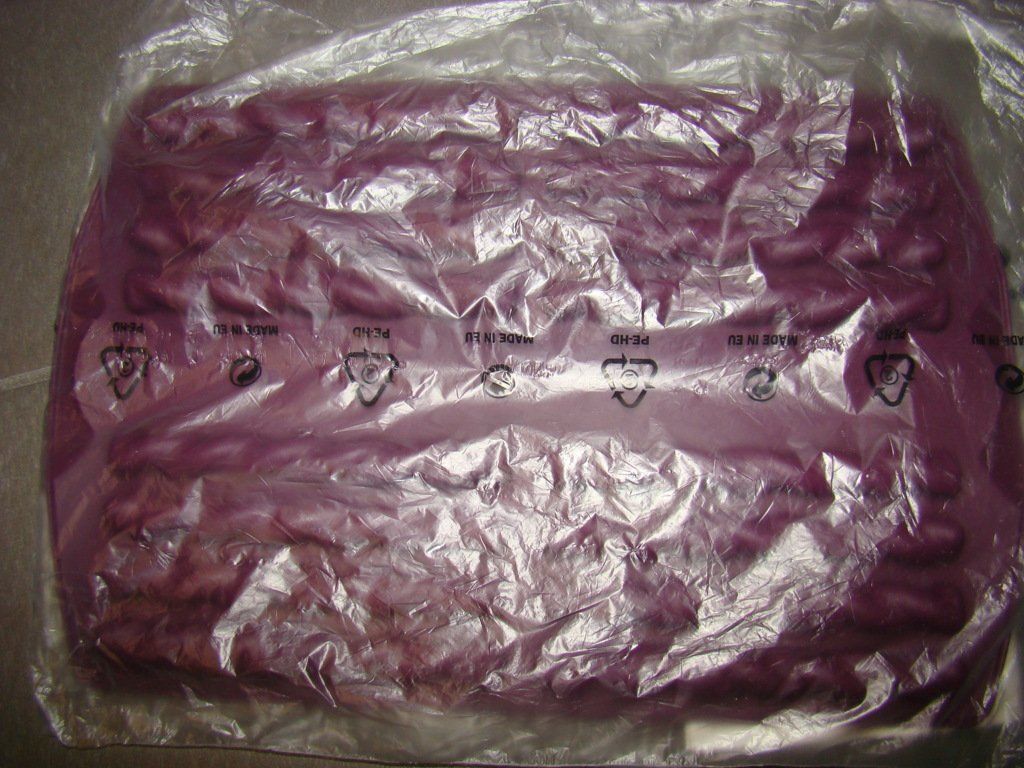 Tupperware Teglie da forno: Tupperware, moule en silicone / Silikonform (Bâtonnet/stick) – Nuovo e nell'imballaggio originale da Lussery-Villars venduto da pousinete02 1
