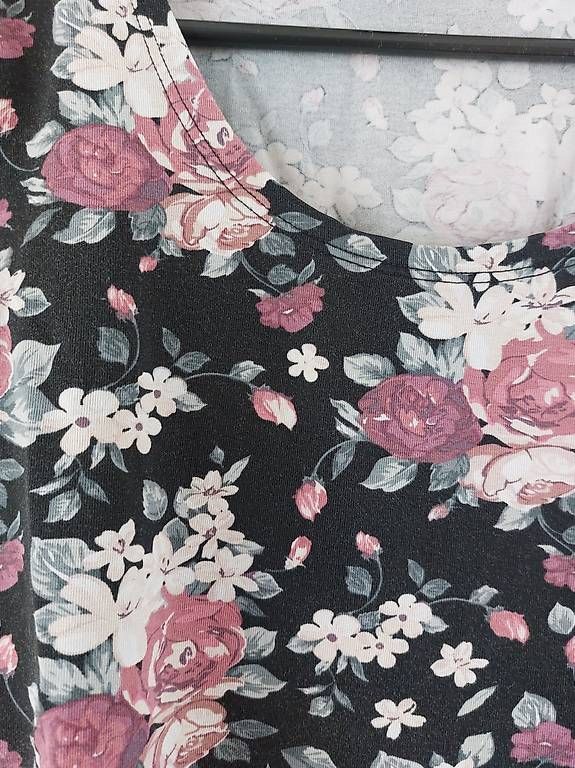 Hosen: Cargohose mit gratis Shirt – Gebraucht aus Emmetten von sandra0310