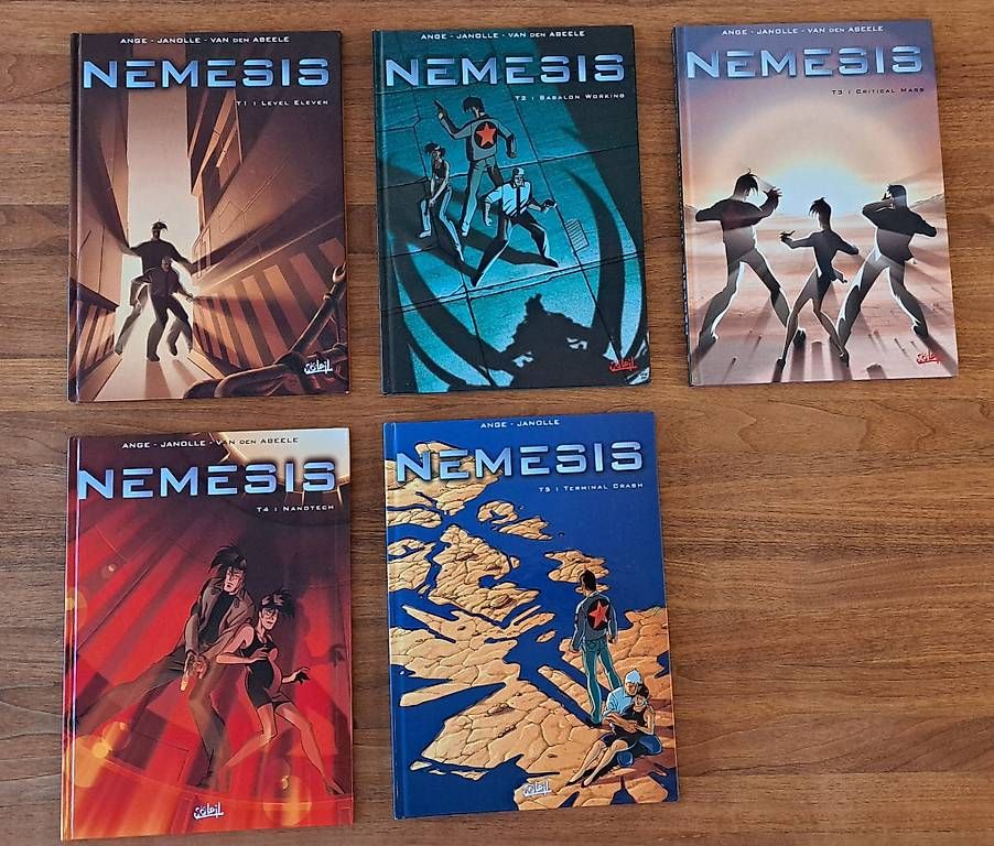 Comics: 5 Bandes Dessinées - Série Némésis – Gebraucht aus Zürich von Ricpat