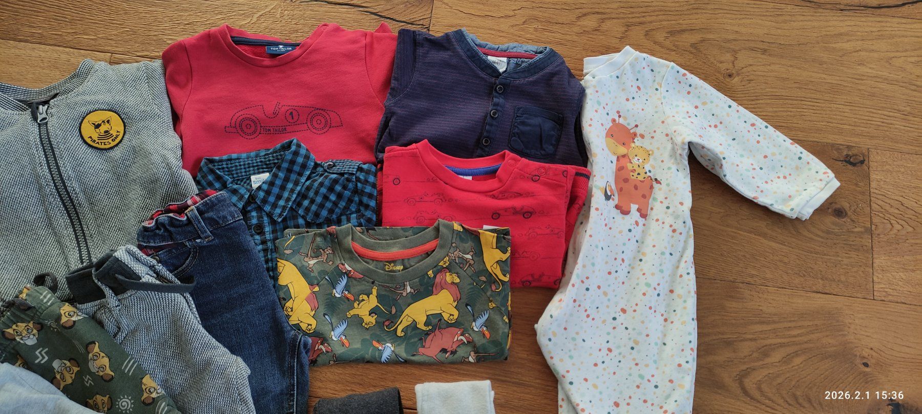 Tom Tailor Lotti & Set di vestiti: 13-Teilliges Kleider Paket Junge Gr.80 – Usato da Wil SG venduto da Chilla88 5