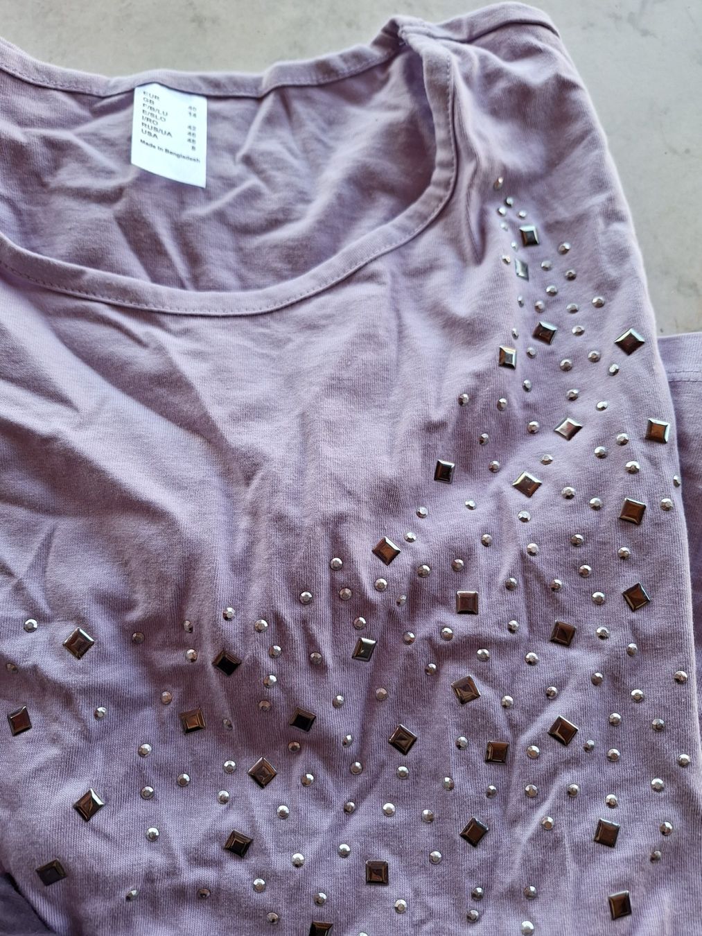 Kleiderpakete: 6 STK T-SHIRTS IN GR 40 – Gebraucht aus Huttwil von Kunterbuntli 3