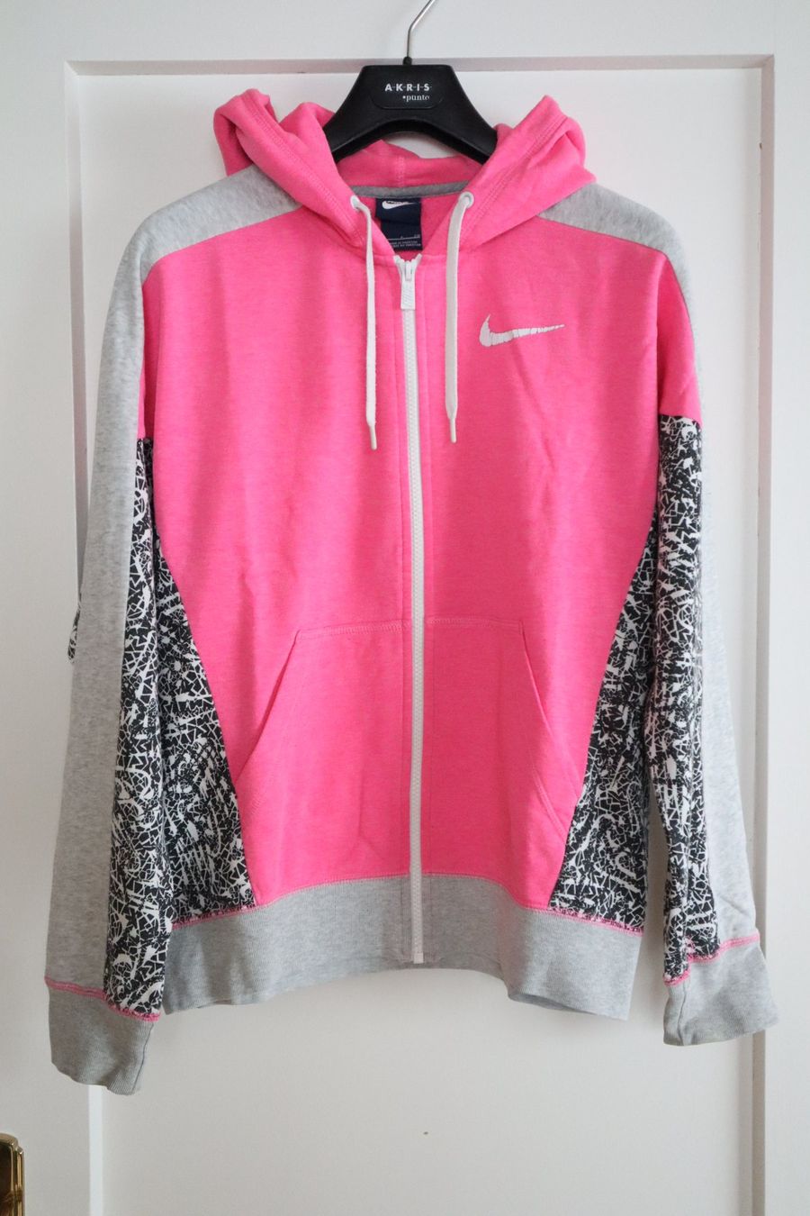 Nike Giacche: Oversize Jacke / Pullover / Hoddie, Nike, Gr. S – Usato da Wattwil venduto da diamant1 1
