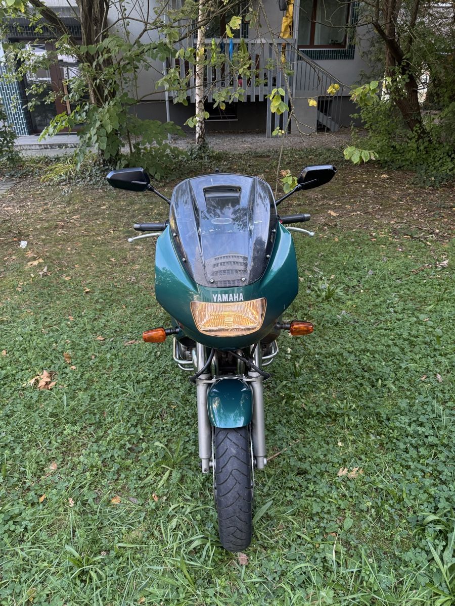 Yamaha Strada: YAMAHA DIVERSION XJ 900 CC – Usato da Winterthur venduto da Fabio_46