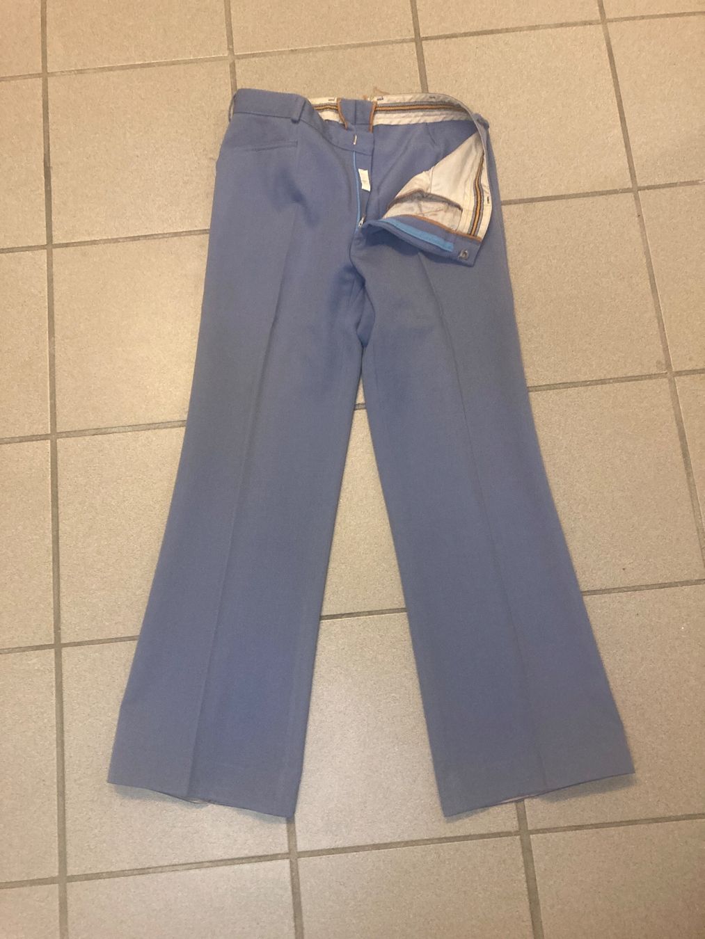 Completi: Originaler Vintage Anzug St. Gallen – Usato da Rafz venduto da Megalithiker 2