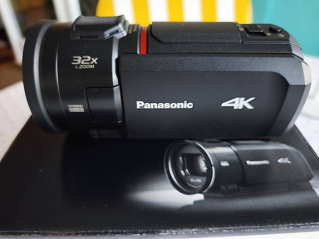 Panasonic Caméscopes: Caméscope Panasonic 4k – D'occasion à Meinier par simon0107
