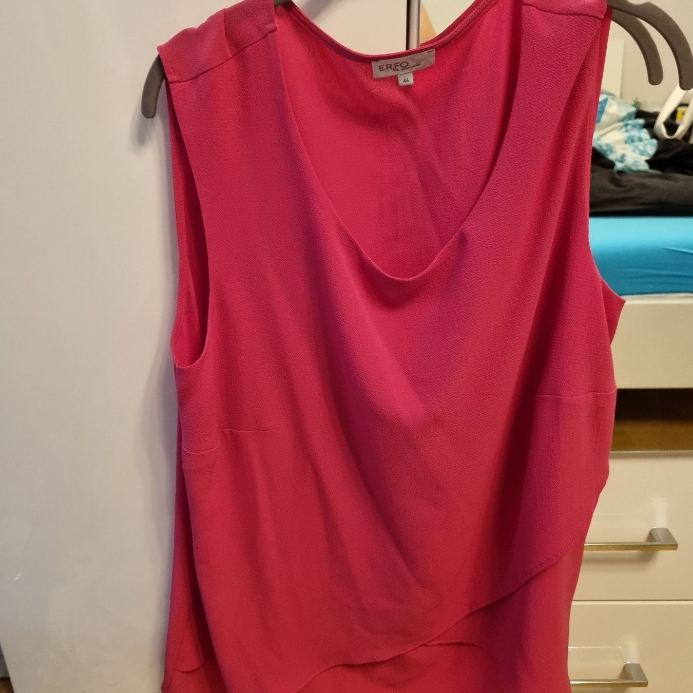 T-Shirts: Pinkiges edles T-Shirt Gr. 46 – Gebraucht aus Zug von puzzle73