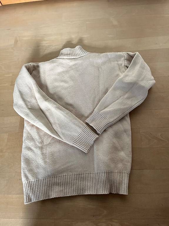 Maglioni & Felpe: warmer cremefarbener pullover mit kurzem Rollkragen – Usato da Luzern venduto da nad_2my8