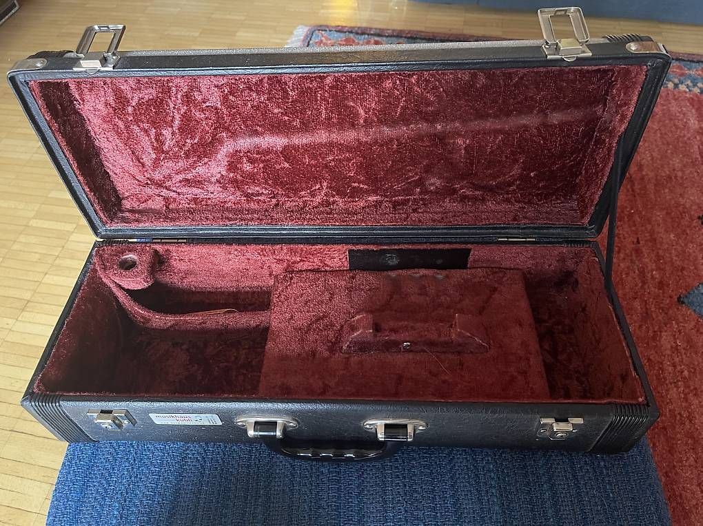 Strumenti musicali: Trompetenkoffer – Usato da Zürich venduto da Pitschi17 2