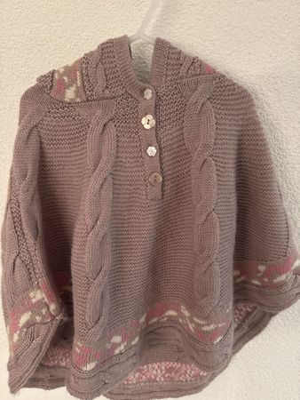 Benetton Strick Poncho mit Kapuze, 98-116 Grösse 2-5 Jahre