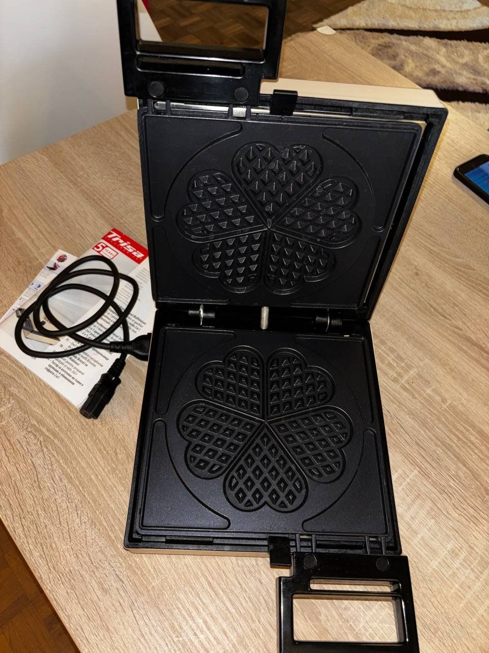 Elettrodomestici da cucina: TRISA Bretzeleisen1000 W – Usato da Bern venduto da ViksiBash 2
