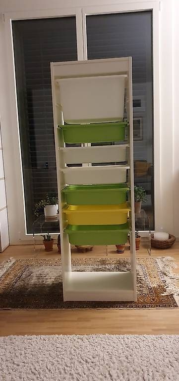 Regale: Ikea-Gestell zu verschenken  – Gebraucht aus Zürich von zuHause75
