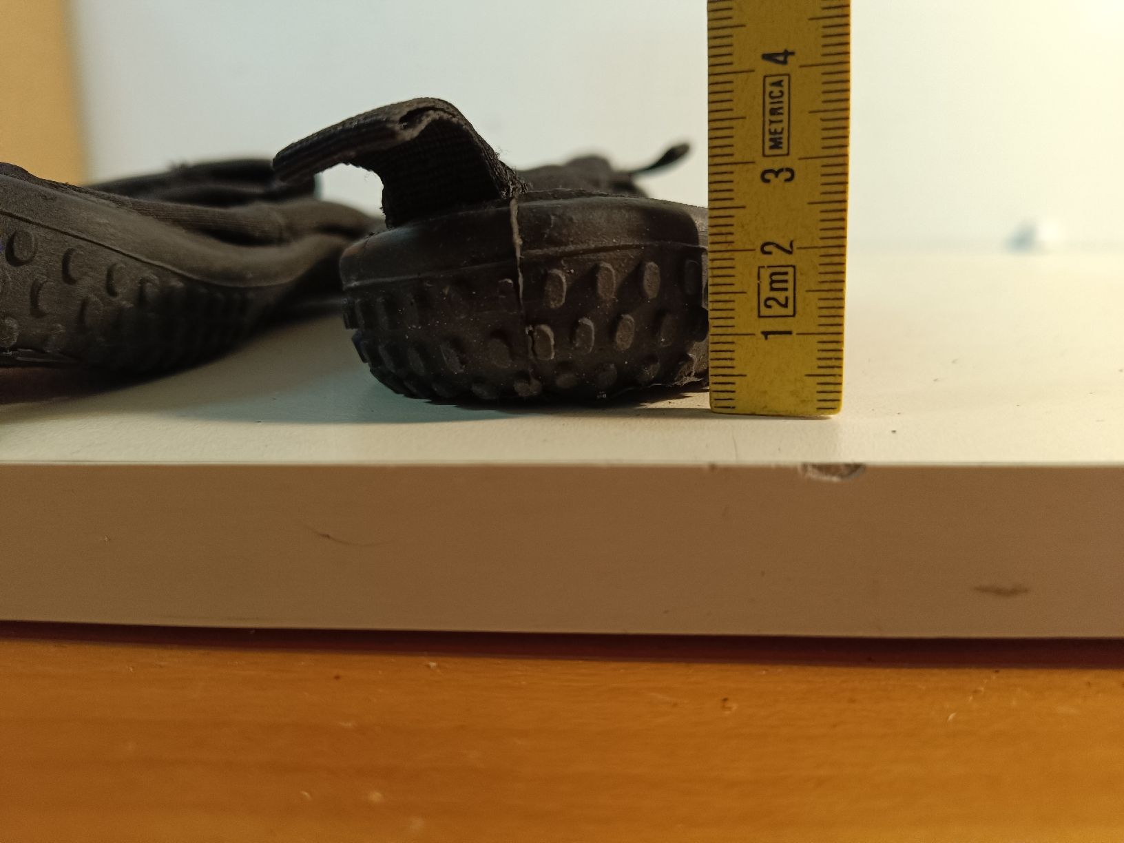 Scarpe da uomo: Badeschuhe Gr. 38 (nov168) – Usato da Künten venduto da Schnaepplihuus 7