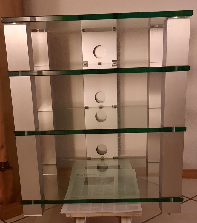 Spectral High End HE684 HI-FI Rack (Gebraucht) in für CHF 4 – nur ...