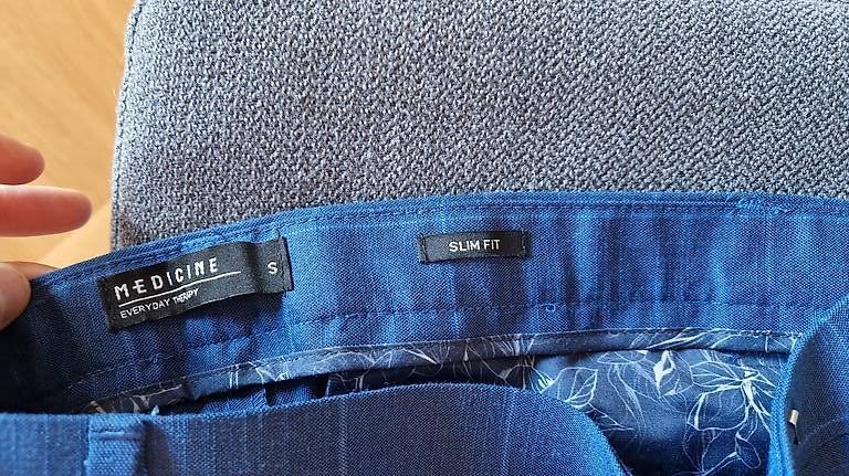 Completi: Vest + pantalone – Nuovo e nell'imballaggio originale da Le Grand-Saconnex venduto da arkanoid555 4
