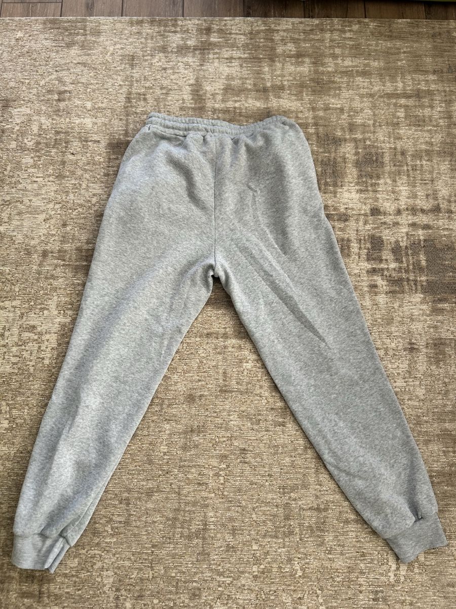 Hosen: Pantalon de jogging Manfinity gris, taille XS  – Neu (gemäss Beschreibung) aus St-George von elena27 1