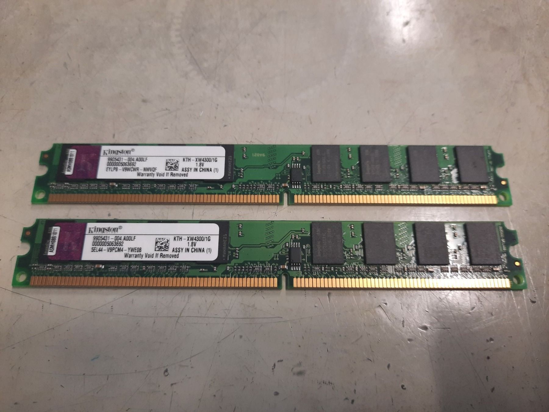 PCs: RAM DDR2 - Kingston KTH-XW4300/1GB – Gebraucht aus St. Antoni von Andy85