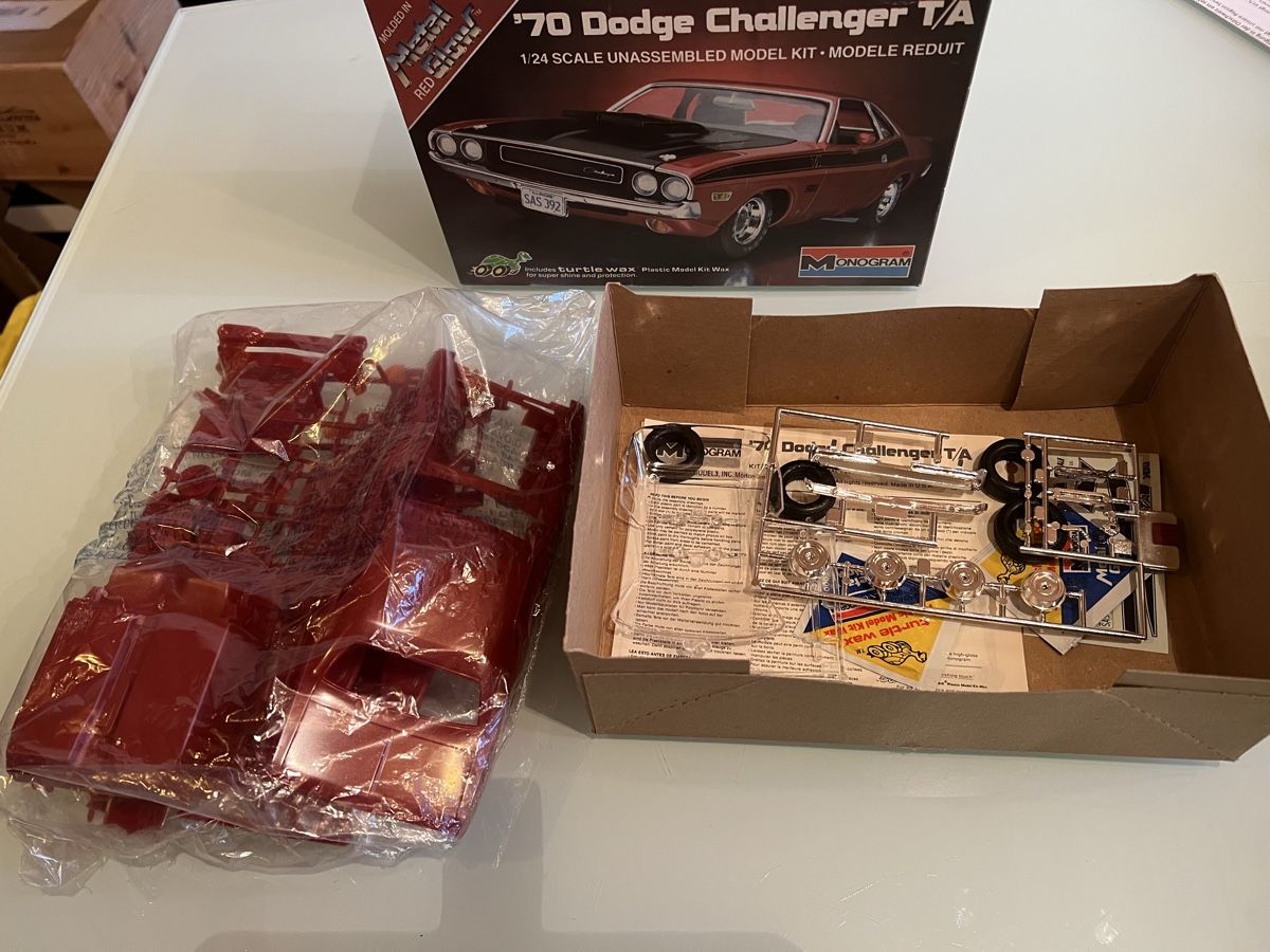 Modellini d'auto: 1970 Dodge Challenger T/A , Monogramm – Nuovo e nell'imballaggio originale da Halden venduto da Satellite 3
